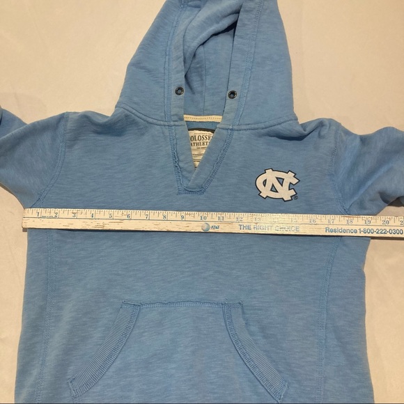 North Carolina Tar Heels Hoodie - Picture 2 of 6